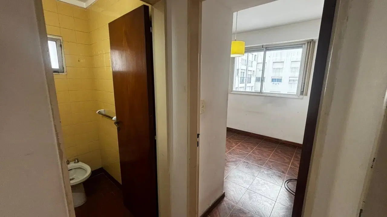 2 Ambientes con balcón / Luminoso, Excelente ubicación 5