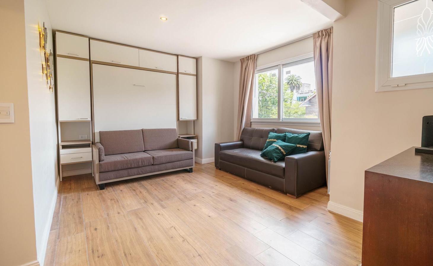 Foto de Casa tipo duplex en alquiler de vivienda o comercial zona Guemes, imagen 5