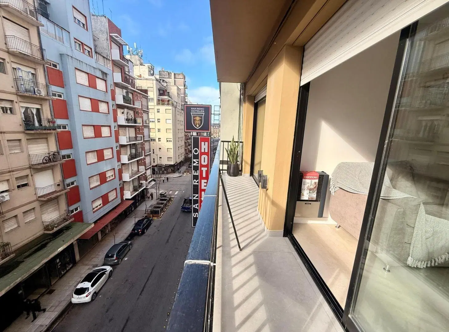 Venta departamento dos ambientes, zona centro. Reciclado y amoblado 5