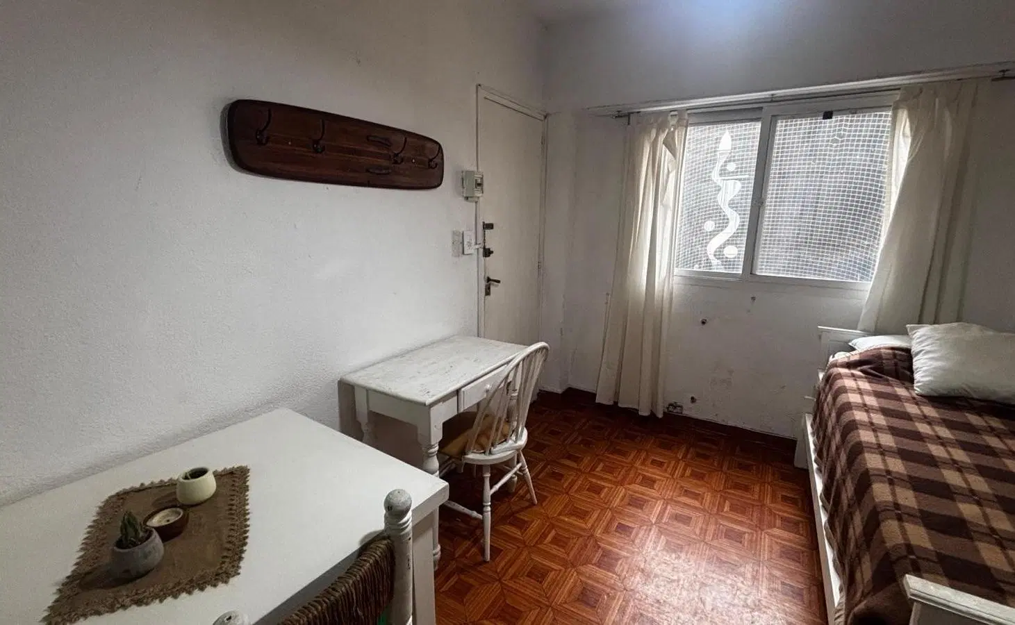 Departamento Monoambiente Zona Aldrey 4