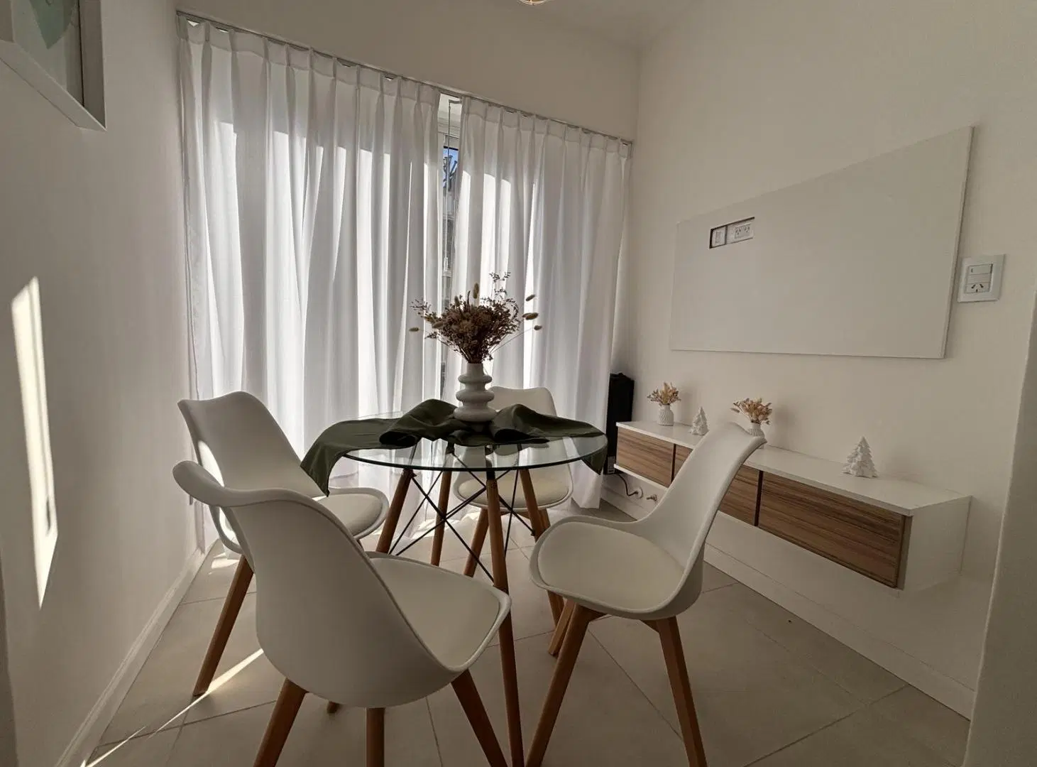 Venta departamento un ambiente. Zona centro, a metros del mar 8