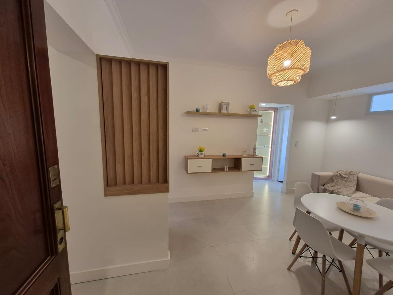 Foto de Venta deparamento dos ambientes con dependencia de servicio. Zona centro, imagen 4