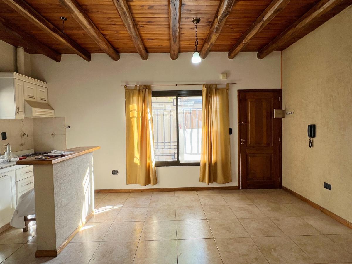 Vendemos Departamento en Sexta Sección 4