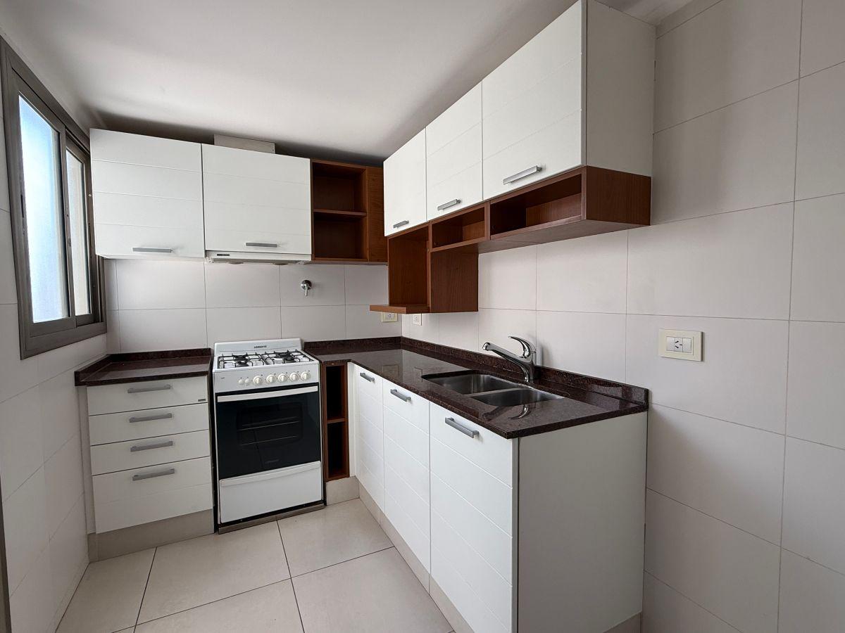Foto de departamento alquiler a cuadra plaza godoy cruz, imagen 2