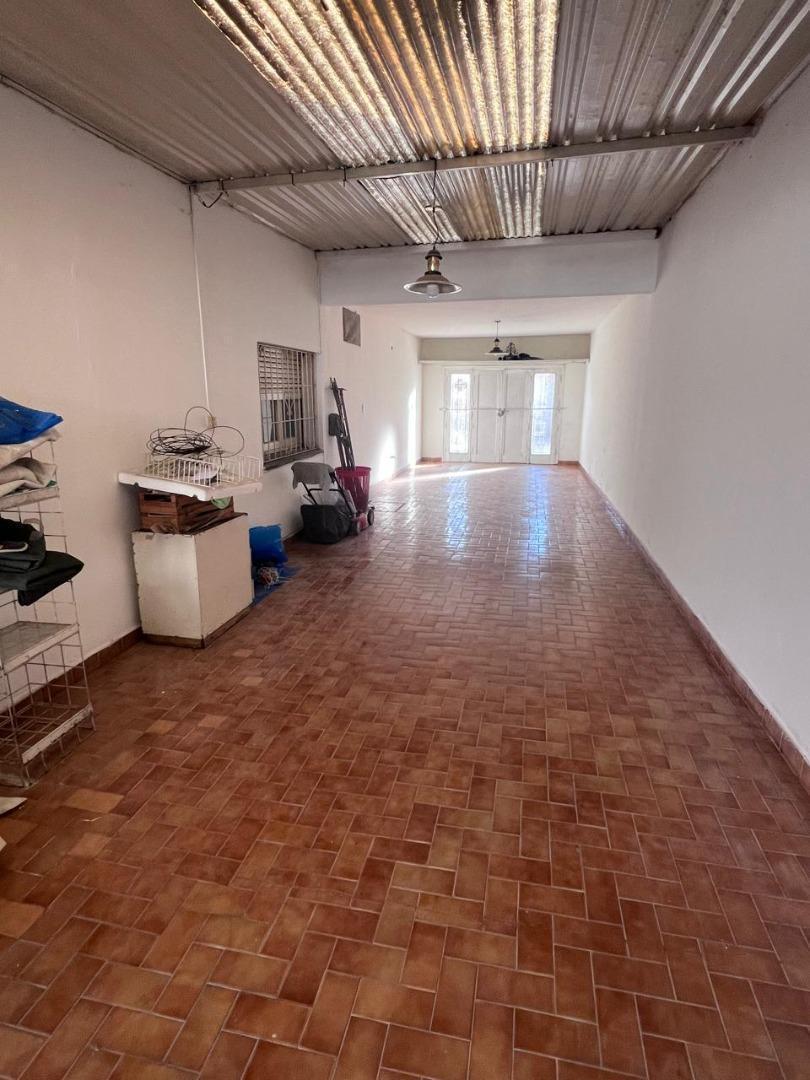 Foto de CASA 3 DORMITORIOS 2 BAÑOS ESTAR QUINCHO JARDIN, imagen 3