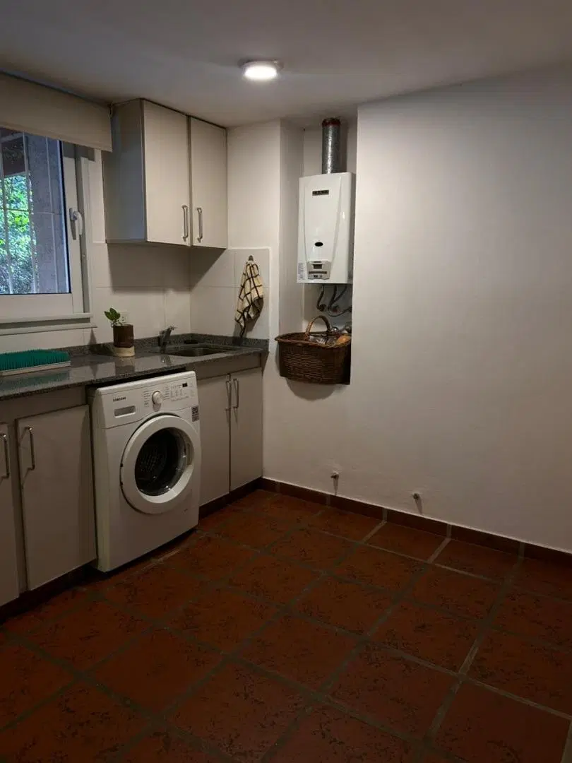 EXCELENTE CASA 2 DORM +ALTILLO + DEPTO COCHERA JARDIN 2