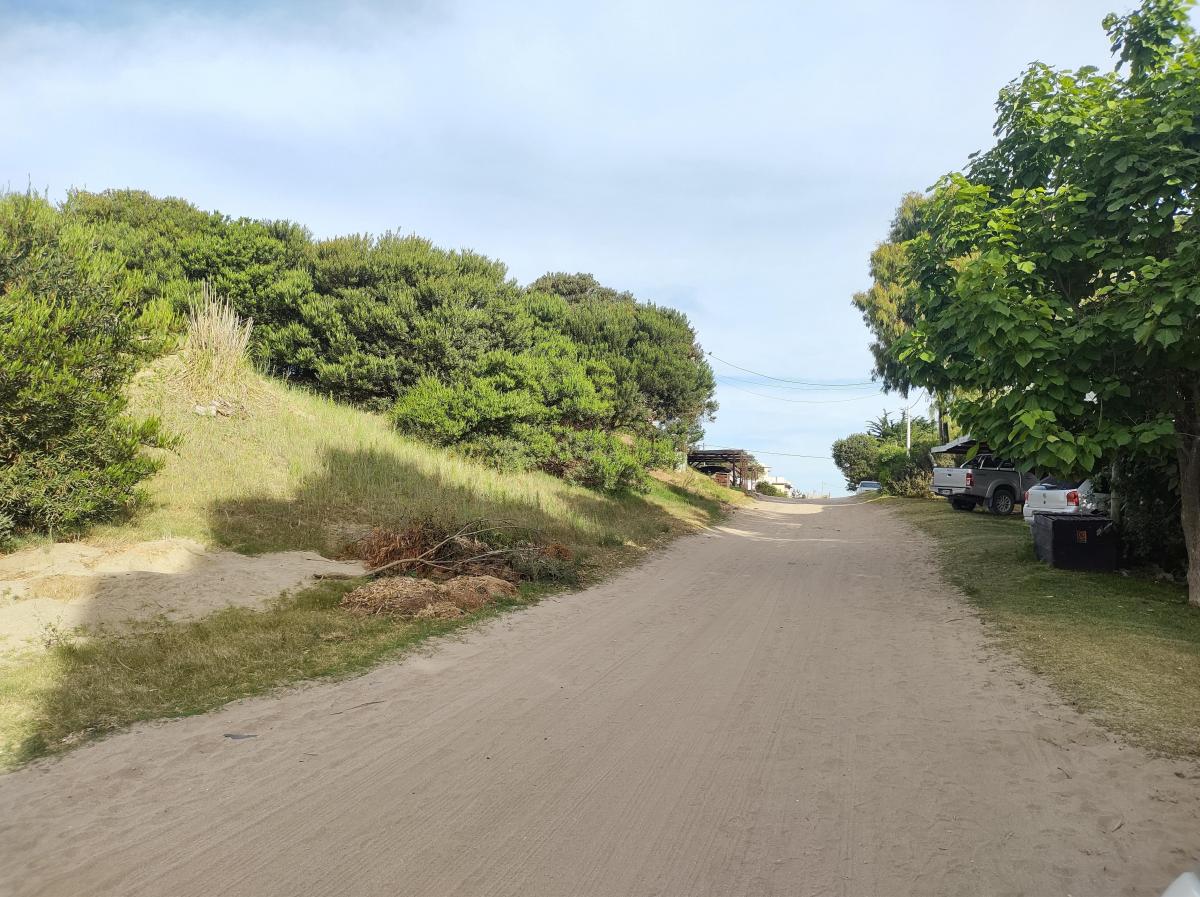 Lote Estratégico de 1250 m. Planos Aprobados 1300 m 12 Unidades Aprobadas 3