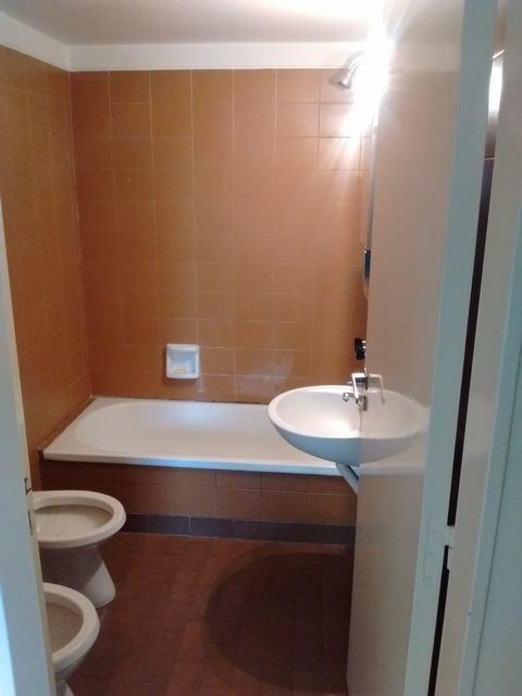 Departamento de 2 Amb. Apto Profesional en Torre Galeria Jardin 5