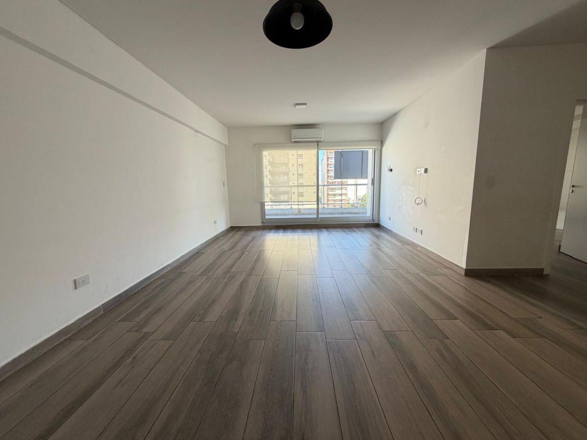 Excelente departamento de 4 ambientes con cochera. AMENITIES