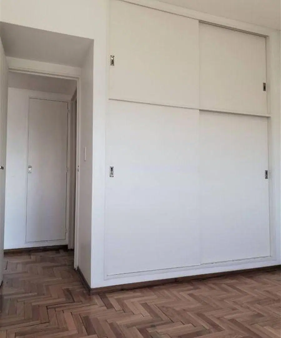 Impecable departamento de 2 ambientes c/balcon. Refaccionado a nuevo. 8