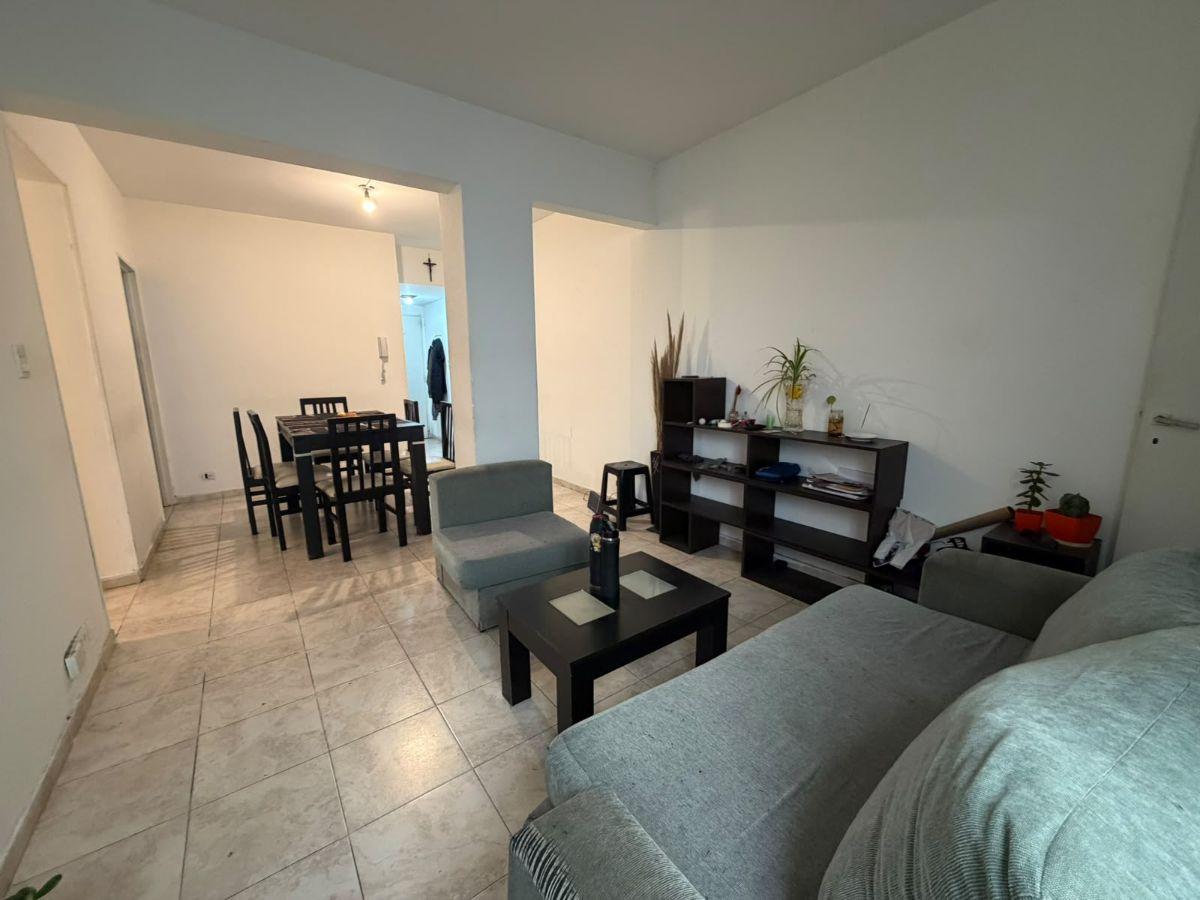 Foto de Departamento de 5 ambientes con 2 patios en planta baja., imagen 4