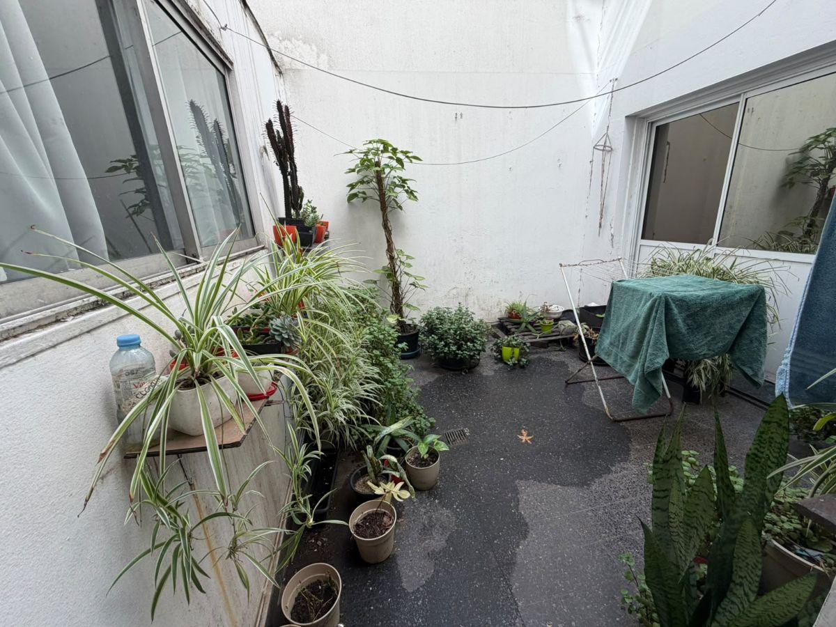 Foto de Departamento de 5 ambientes con 2 patios en planta baja., imagen 5