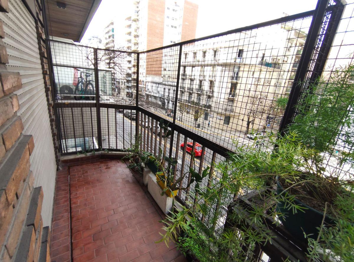 Foto de Impecable 4 Ambientes con Balcon Corrido al frente y Cochera Fija, imagen 5