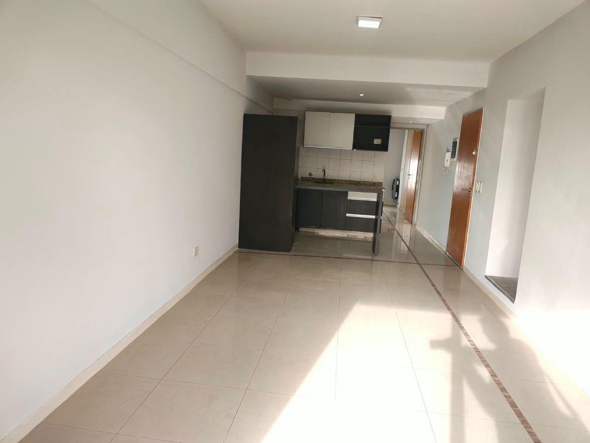 Foto de Departamento de 2 ambientes con balcon. Muy luminoso, imagen 1