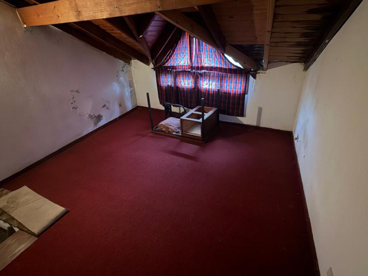 Foto de Casa luminosa y funcional, con jardín, playroom y terraza, imagen 5