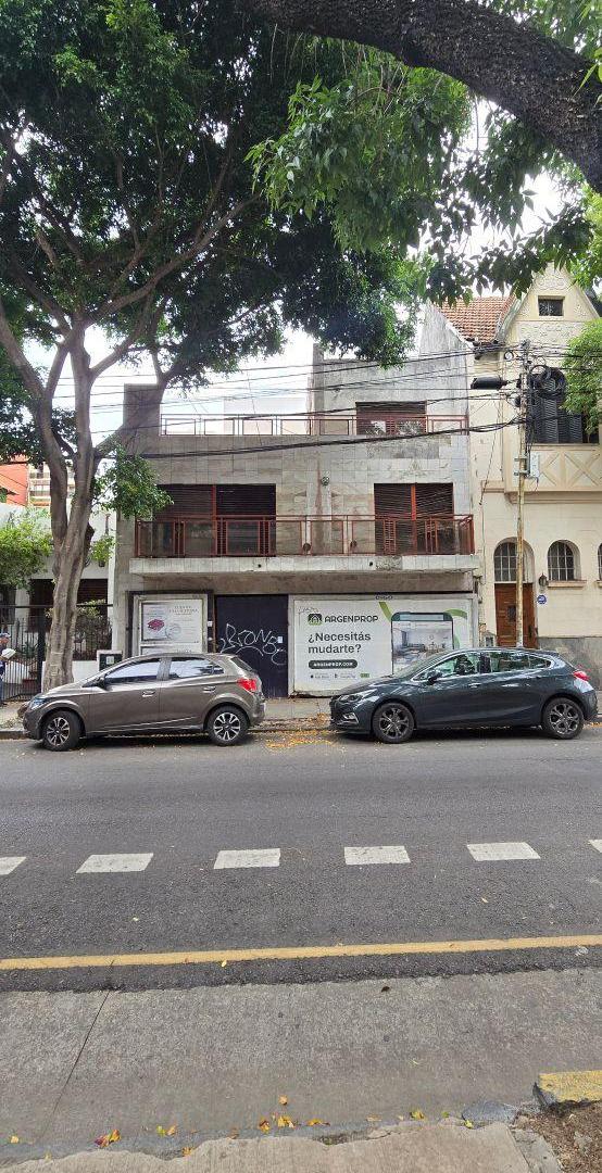 Exelente ubicacion - oportundad para refaccion o terreno