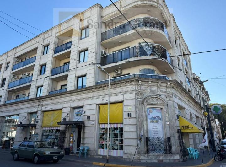 DEPARTAMENTO EN ZONA CÉNTRICA, A METROS DE LA COSTANERA SAMPEDRINA 5