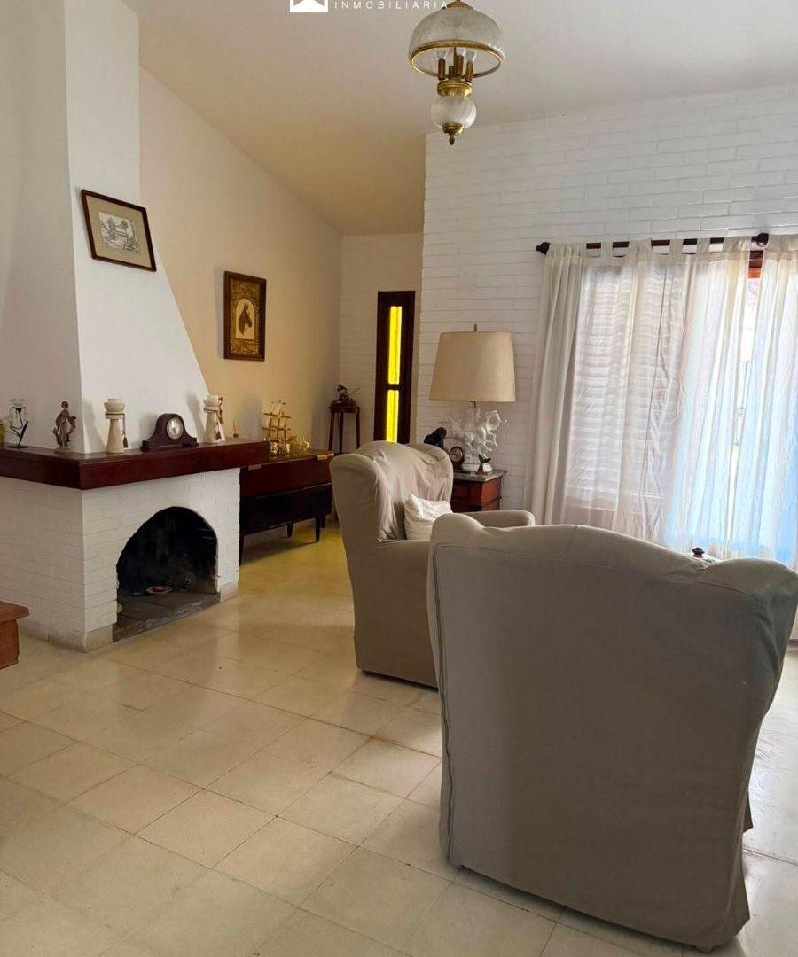 Foto de Casa de 3 dormitorios + departamento independiente | Av. 3 de Febrero, imagen 5