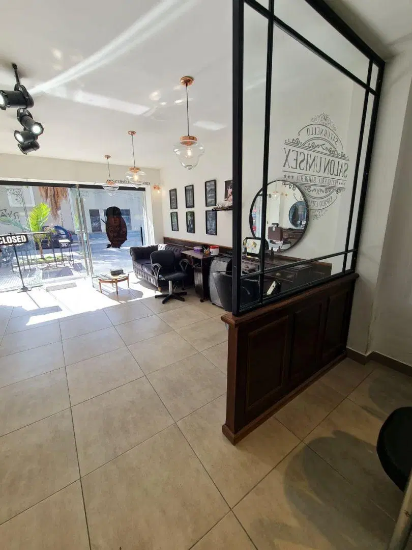 ALQUILER DE LOCAL COMERCIAL EN TAPIALES 5