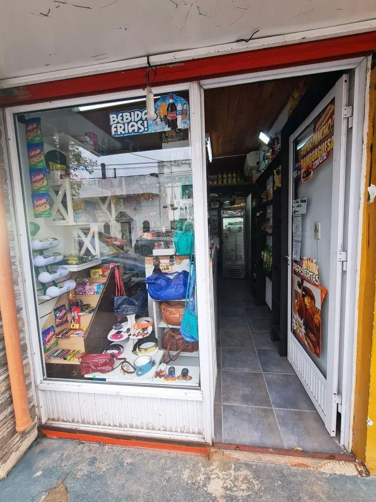 LOCAL IDEAL USO PROFESIONAL Y/O COMERCIAL .ALQUILER 1