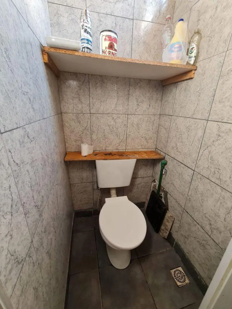 LOCAL IDEAL USO PROFESIONAL Y/O COMERCIAL .ALQUILER 4