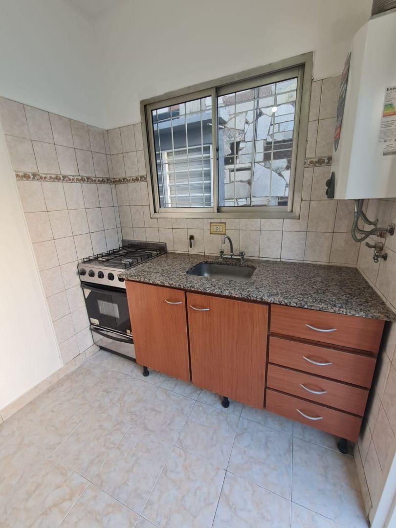 Foto de ALQUILER DE DEPTO 2 AMBIENTES EN CIUDAD MADERO, LA MATANZA, imagen 3