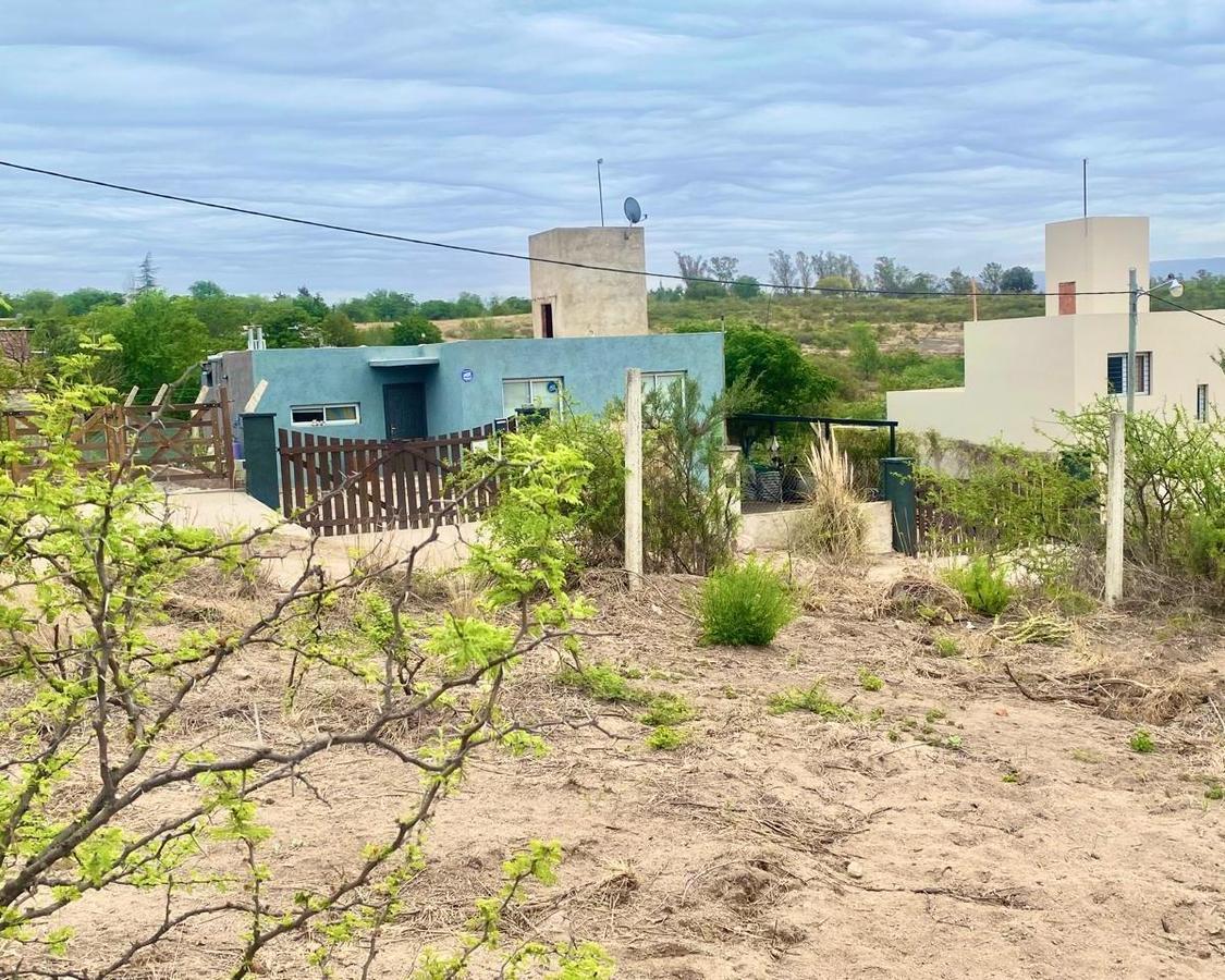 Lote en Venta a 6 Cuadras de La Ruta 38. Villa Parque Siquiman. 5