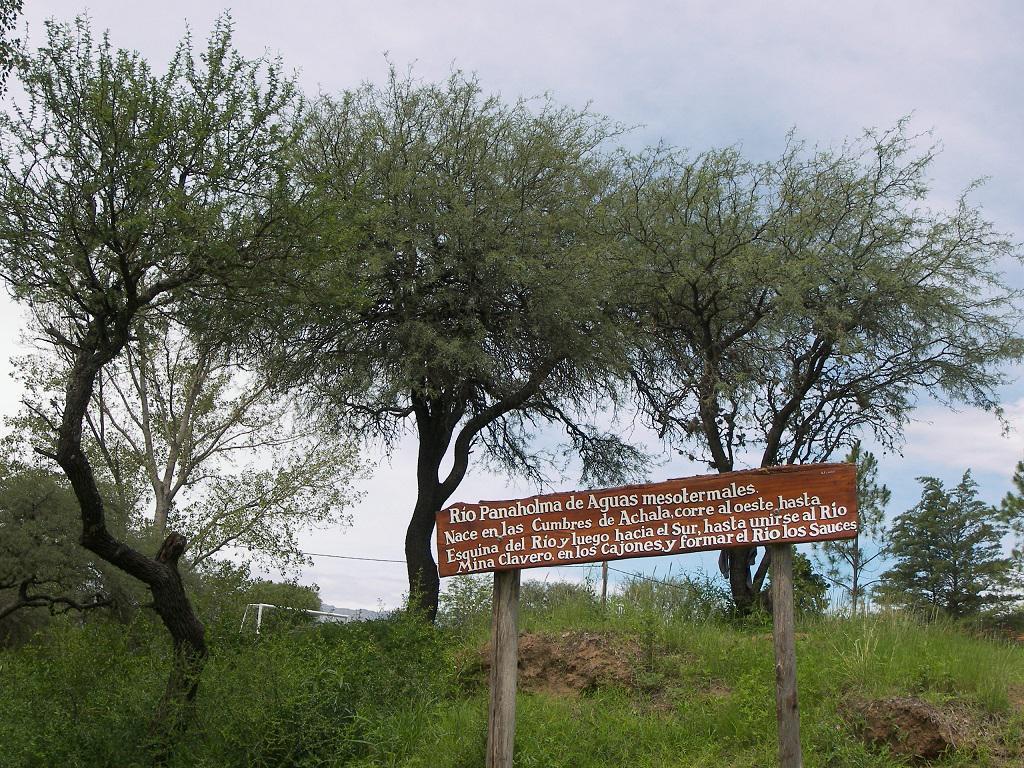 Lote de 15.000 m² en Venta en Villa Cura Brochero con Bajada Al Río. Córdoba. 4