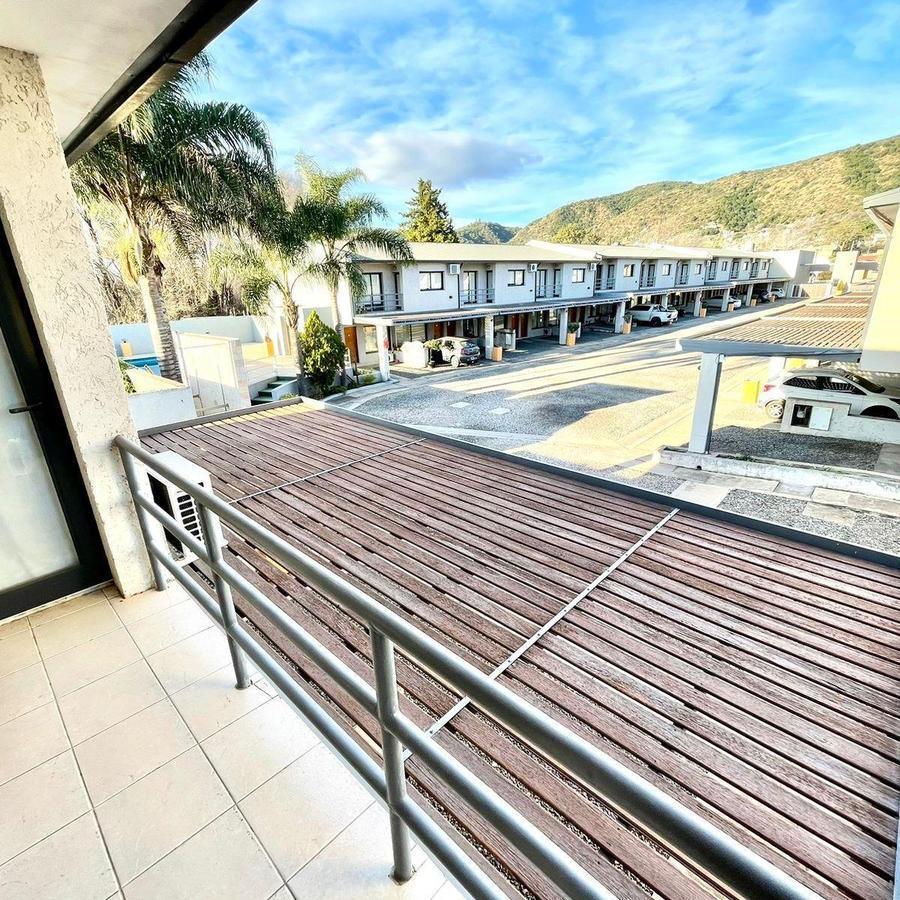 Duplex a La Venta de 3 Dorm., Cochera, Pileta. Villa Carlos Paz 2
