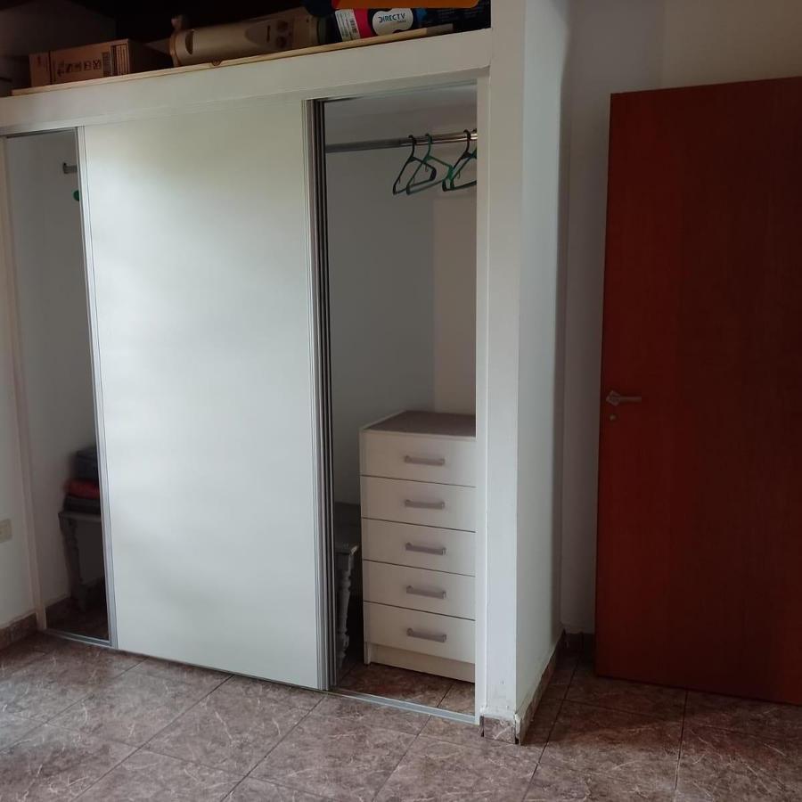 Departamento, Venta, V. Sta Cruz del Lago. 1 Dormitorio, Patio Propio, Cochera. 5