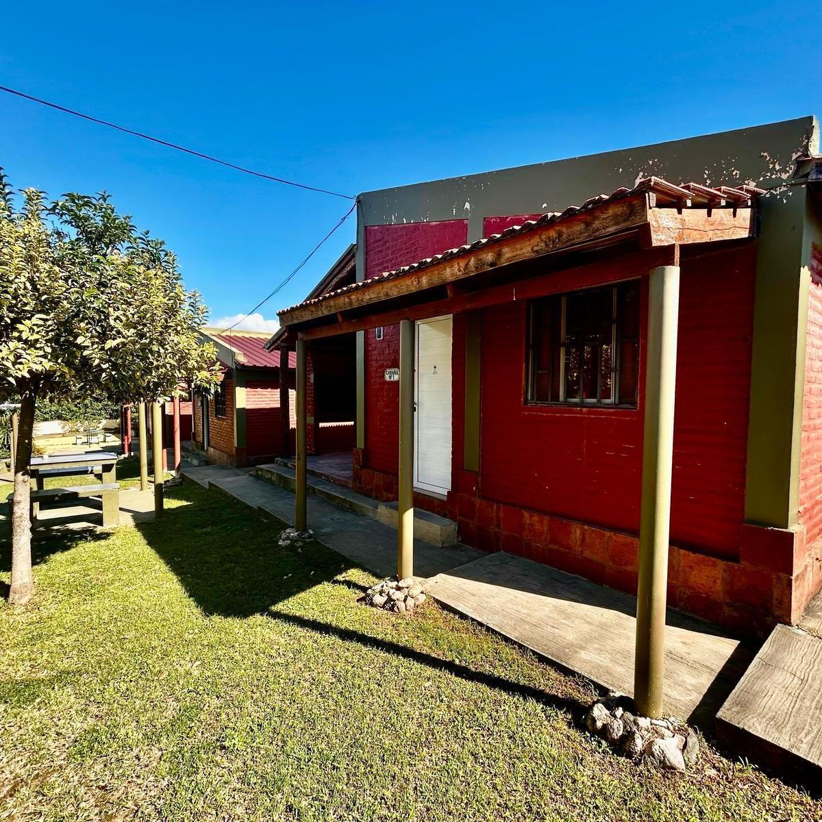 Complejo en Venta Tanti, Sobre Ruta, con Pileta 5