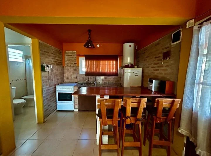 Casa en venta Tanti - Pileta, galería, 700 m2 terreno 2