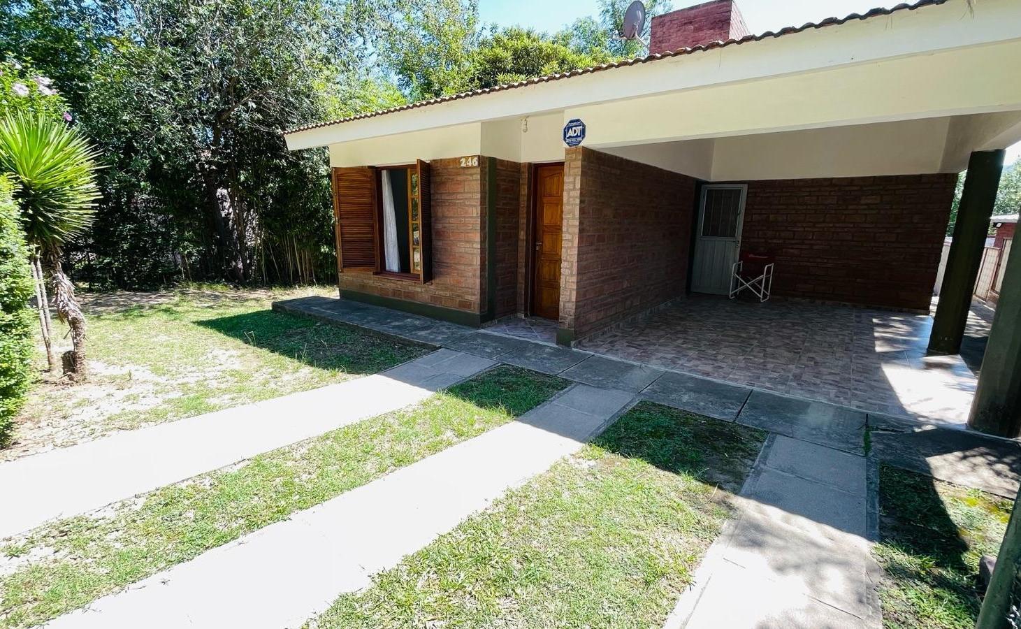 Casa en venta 2 dormitorios, gas natural a cuatro cuadras del rio, Sol y Rio, Villa Carlos Paz