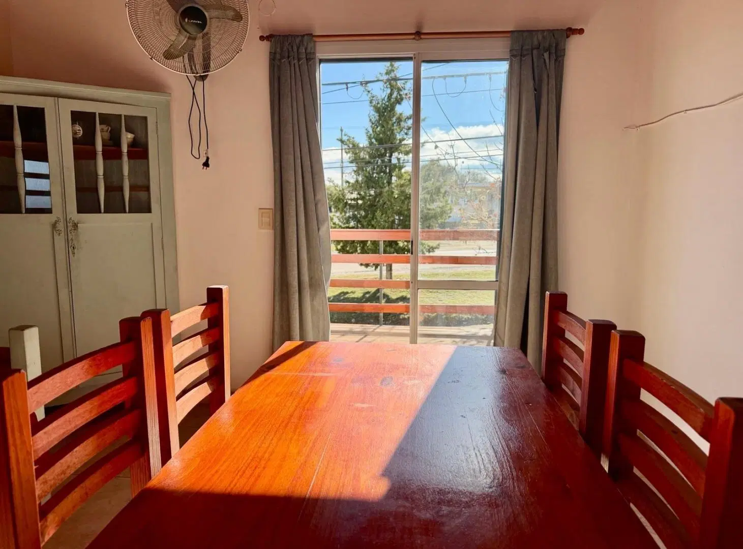 Departamento totalmente equipado en venta. 1 dormitorio, cochera, balcón 3