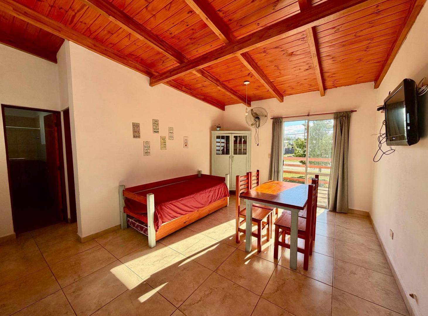 Departamento totalmente equipado en venta. 1 dormitorio, cochera, balcón