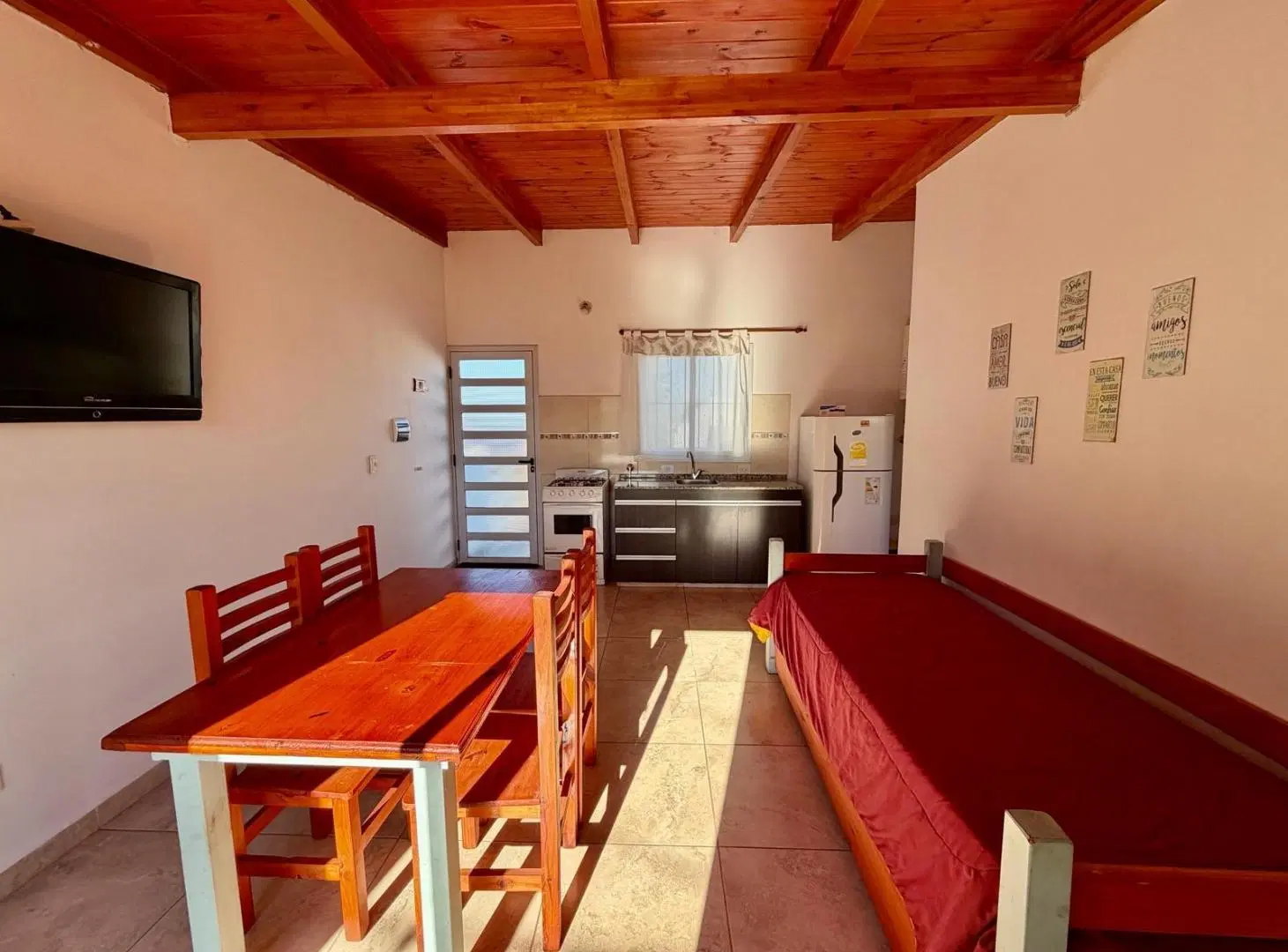 Departamento totalmente equipado en venta. 1 dormitorio, cochera, balcón 2