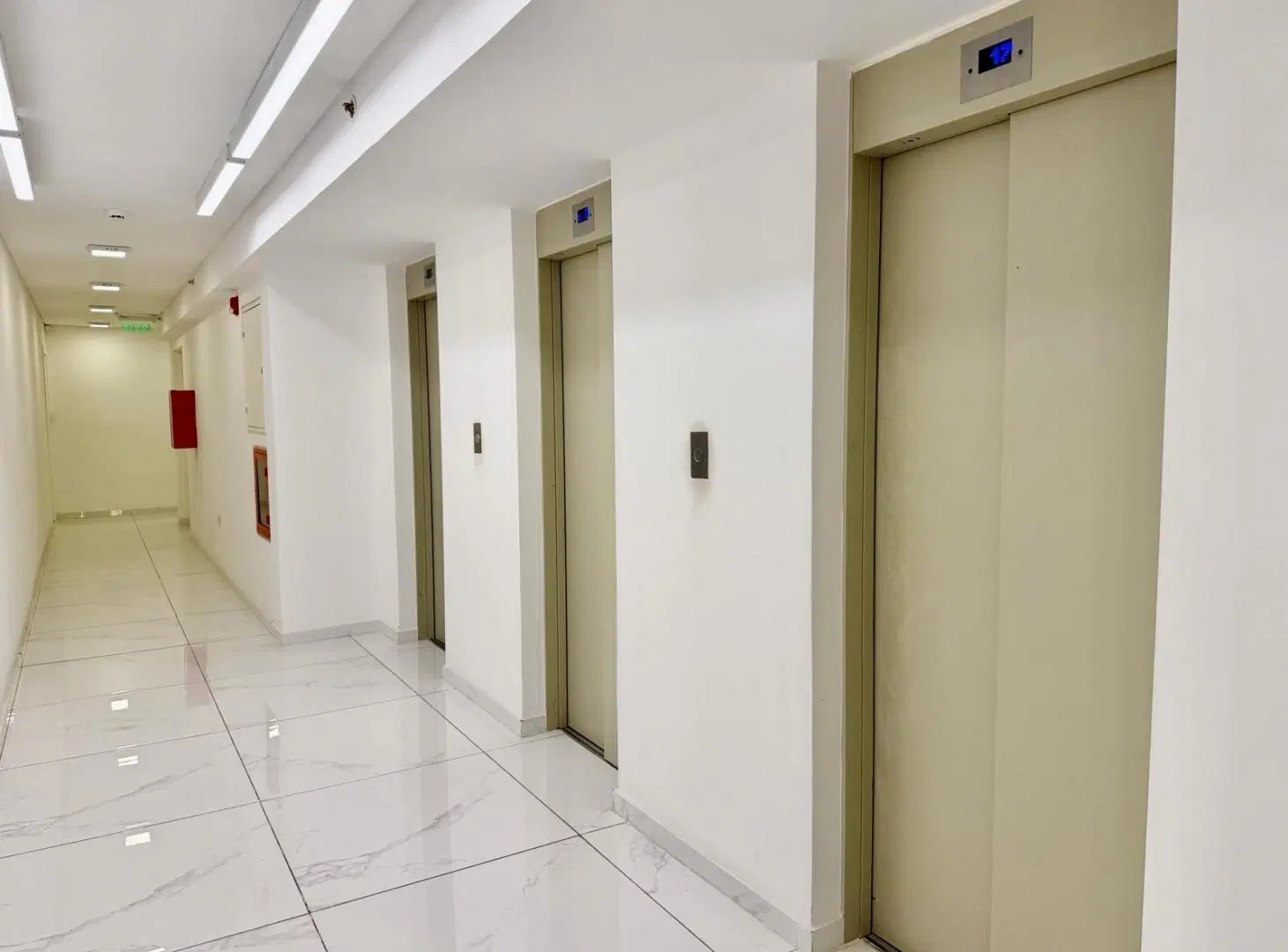 Departamento en venta, 2 dormitorios, 2 baños, balcón. La Diva de Gama 5