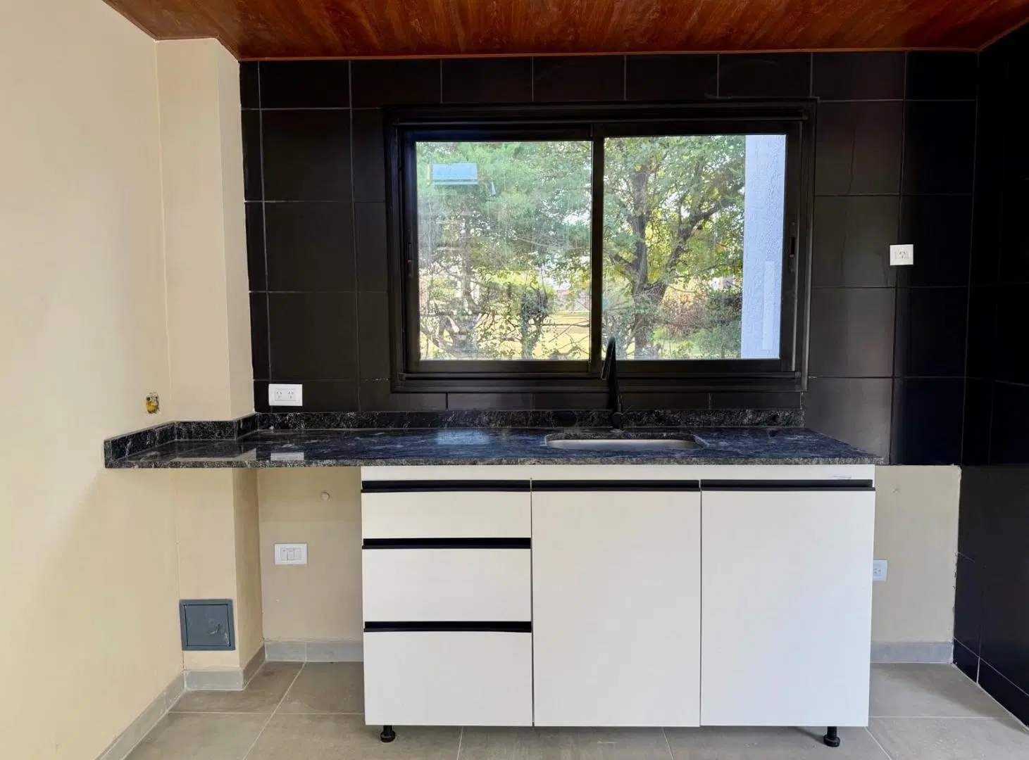 Departamento a estrenar en venta, Housing. 1 dormitorio, cochera y pileta 1
