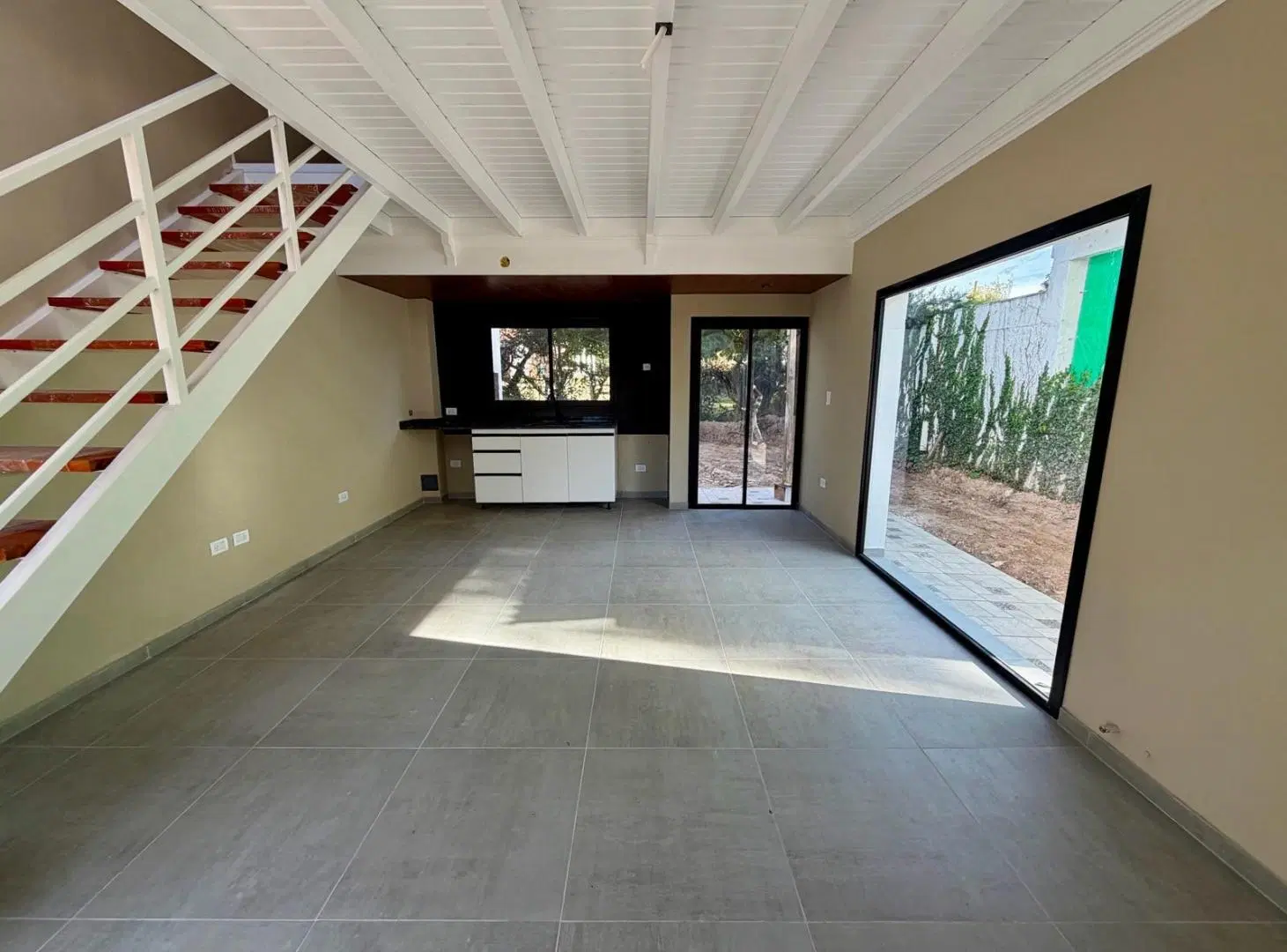 Departamento a estrenar en venta, Housing. 1 dormitorio, cochera y pileta 3