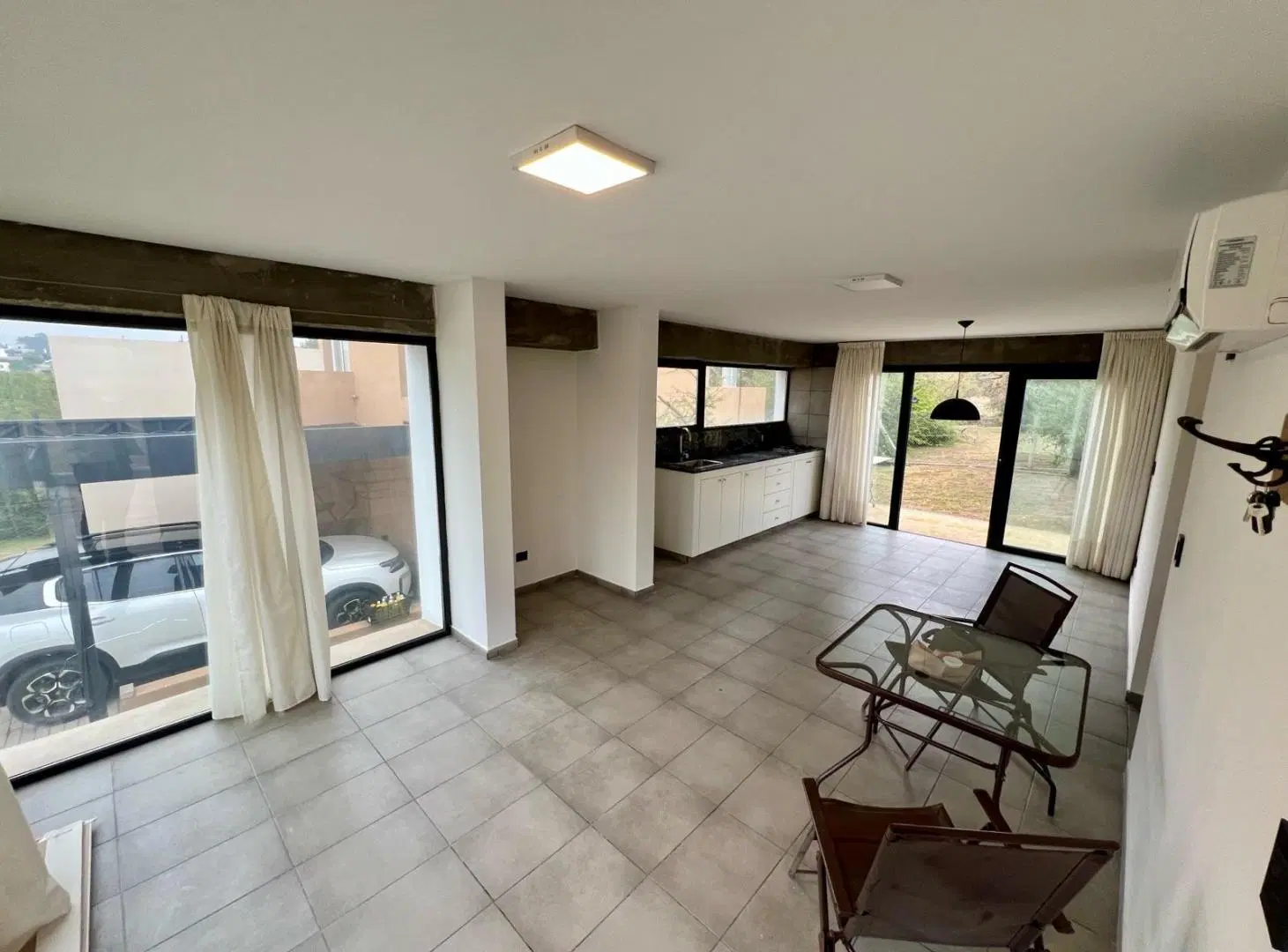 Venta casa barrio Cañitas, 2 dormitorios, 2 baños. Escritura y gas natural 3