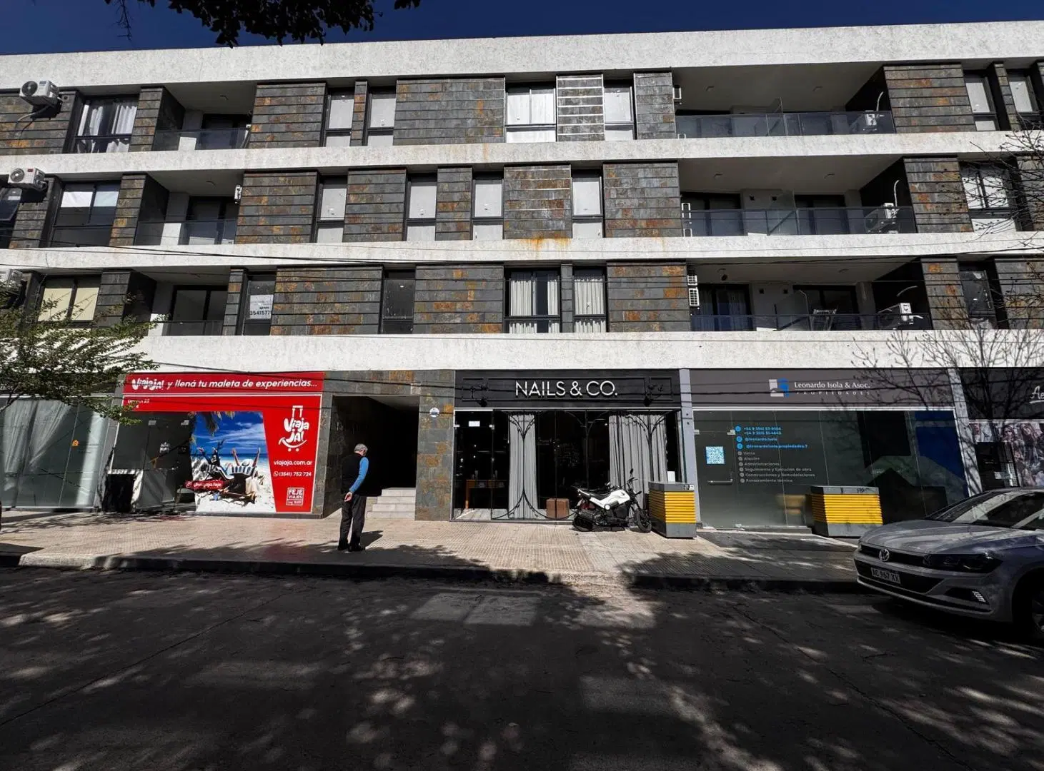 Departamento venta 2 dormitorios, 2 baños, balcon, pileta. Centro, Carlos Paz. 4