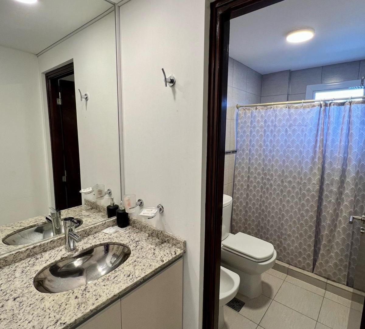 Foto de Departamento Veneto Village, 2 dormitorios, 2 baños Villa Parque, imagen 3