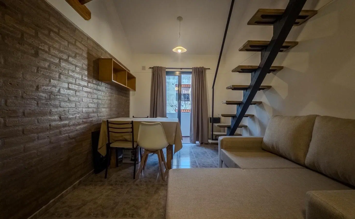 Departamento loft en venta con balcón en barrio Centro, Villa Carlos Paz 4