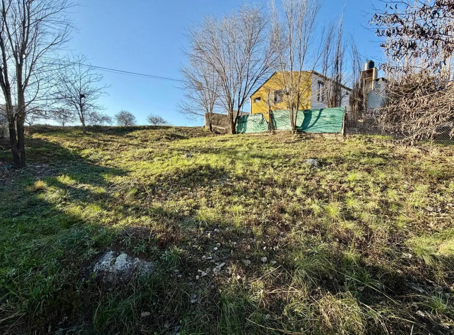 Terreno en venta, 715 m2. A 2 cuadras del rio. San Antonio 3