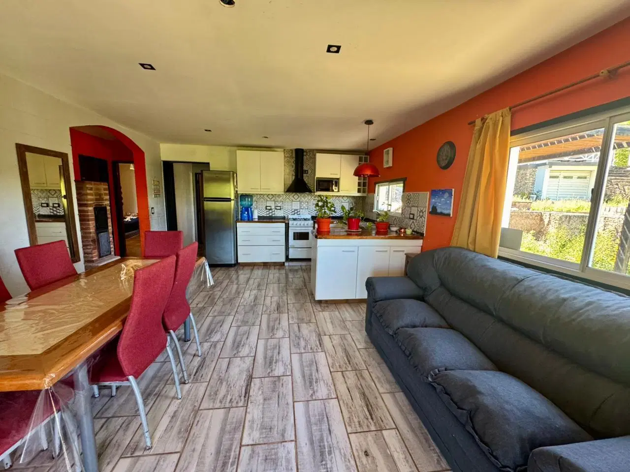 Casa en venta, frente al Rio de Tanti. 3 dormitorios, cochera. Villa Douma 4