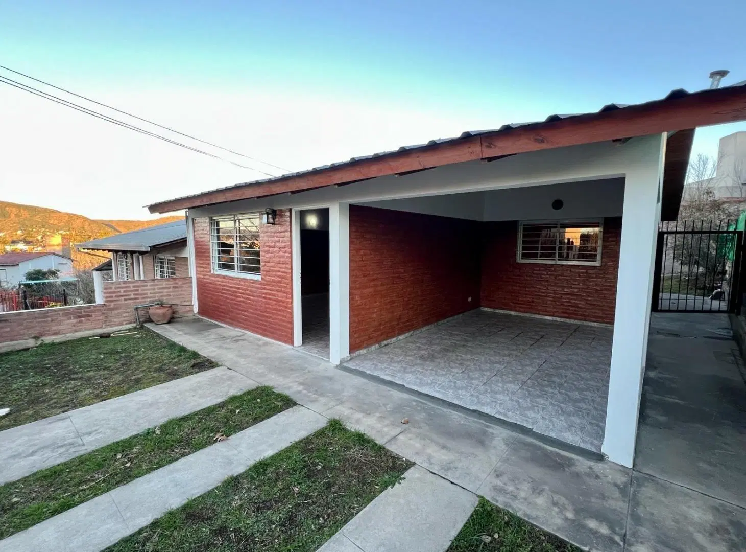 Casa en venta de 2 dormitorios, la Quinta ,Villa Carlos Paz 4