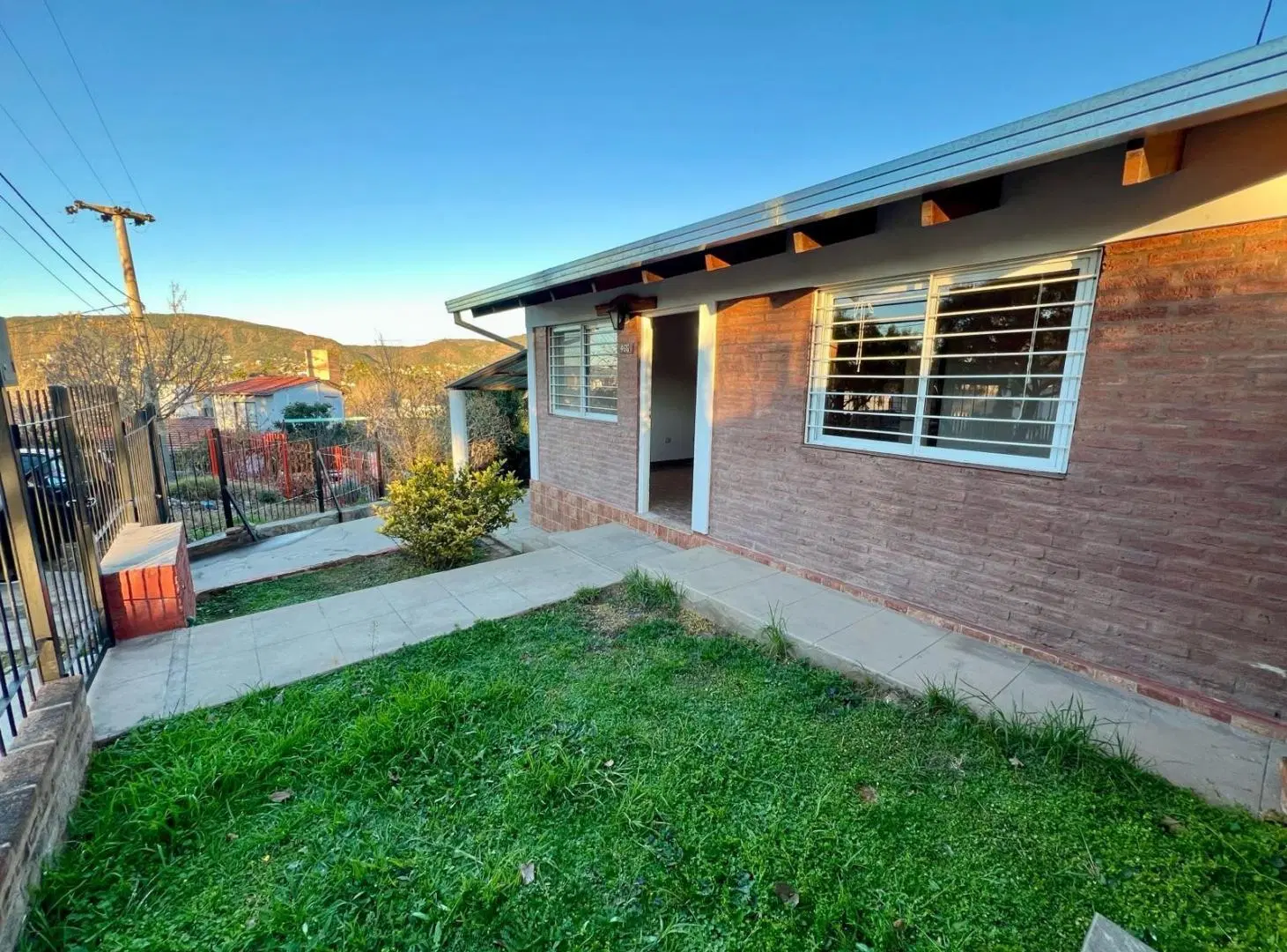 Casa en venta , 2 dormitorios, patio, la Quinta, Villa Carlos Paz 5