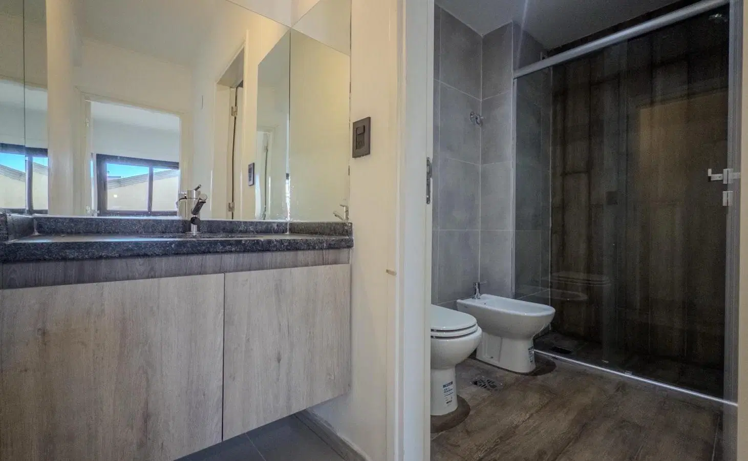 Departamento 1 dormitorio, balcón, amenities y cochera en venta. Barrio Centro, Villa Carlos Paz 4