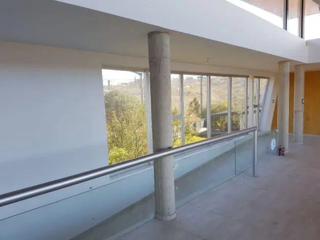 Casa de Lujo, 3 dormitorios, pileta, Vista al Lago. Villa del Lago 2