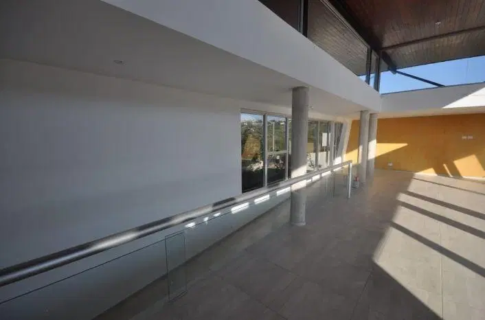 Casa de Lujo, 3 dormitorios, pileta, Vista al Lago. Villa del Lago 3